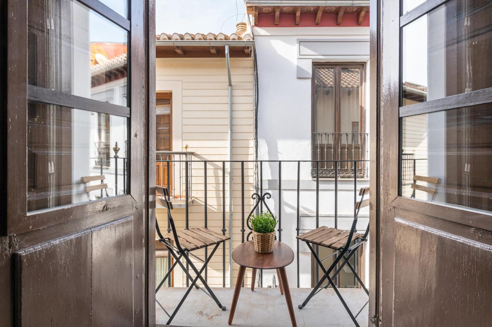 Apartamentos Luna Suites Palacio Dorita Granada Kültér fotó
